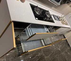 Modern High Gloss Kitchen Cabinet Model No.lq10