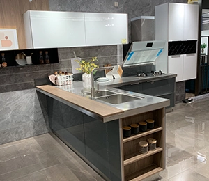 Modern Stainless Steel Kitchen Cabinet Design with Kitchen Island.